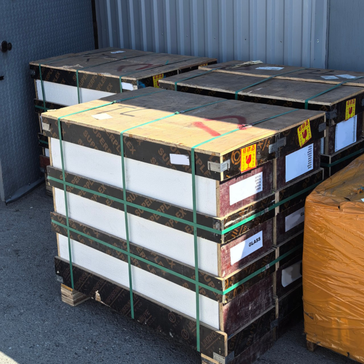 Поступление витражного стекла